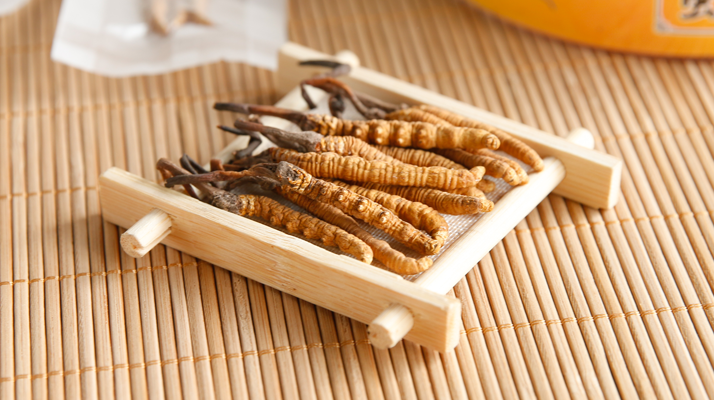 小孩多大可以喝冬蟲夏草？ 